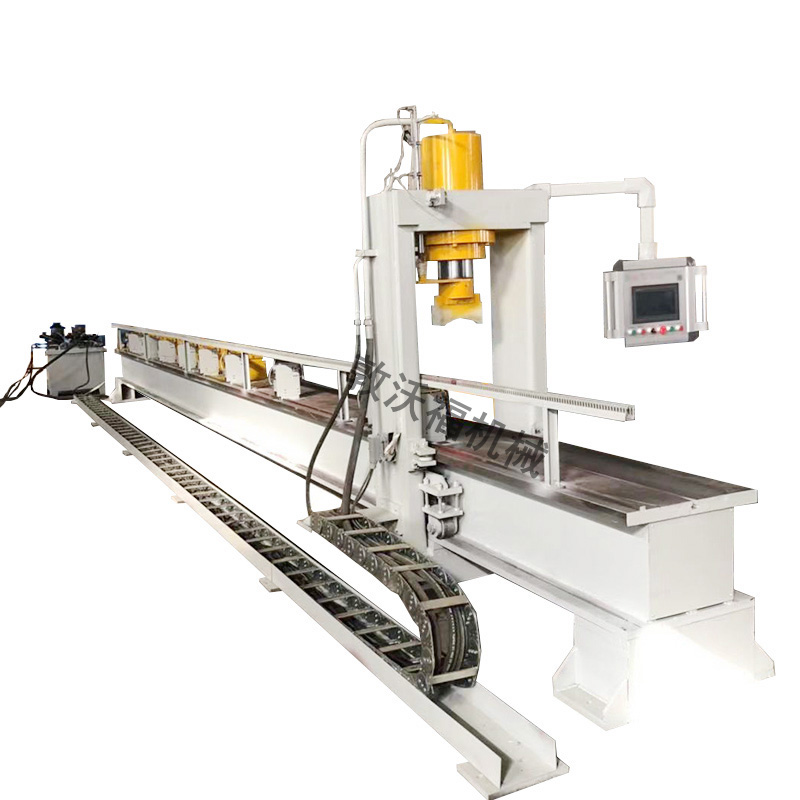 長軸自動校直機